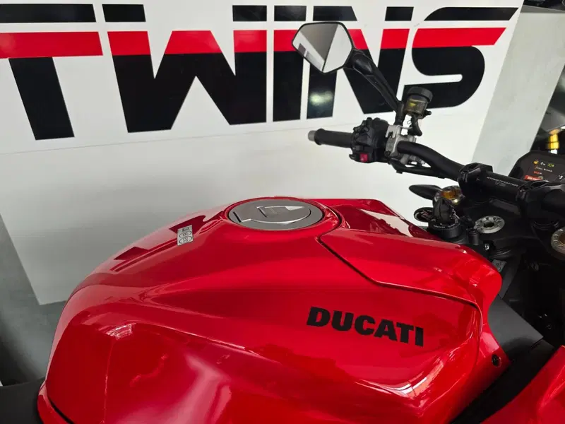 Ducati Streetfighter V2 S (2025 - 26) (10)
