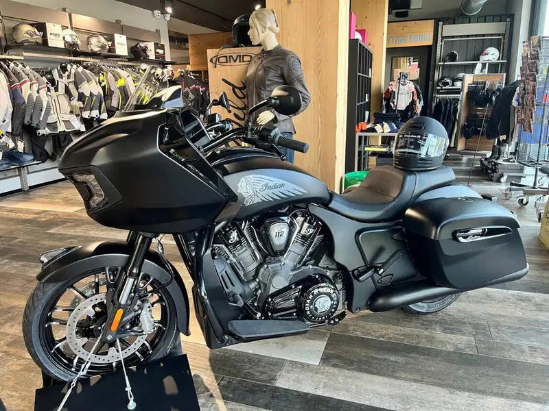 Indian Challenger 1834 Powerplus Dark Horse (2025 - 26)