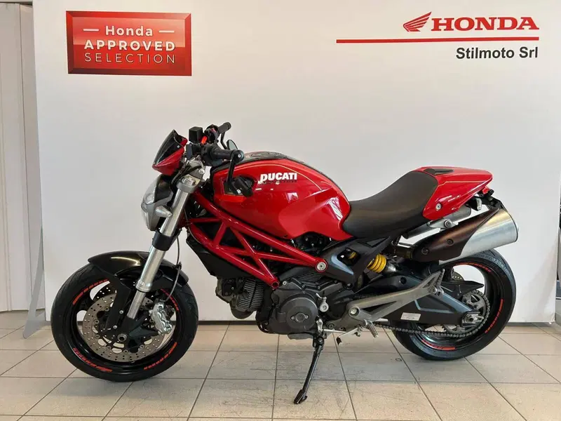 Ducati Monster 696 Plus (2007 - 14) (3)