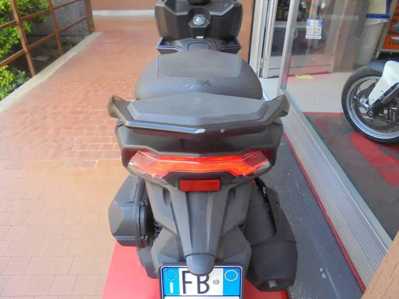 Sym Joyride 300 (2022 - 24) (3)