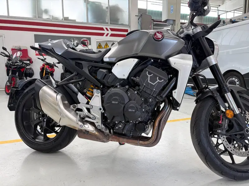 Honda CB 1000 R + Neo Sport Cafè (2019 - 20) (4)