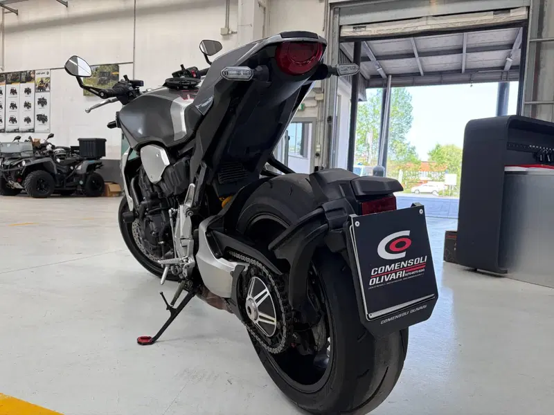 Honda CB 1000 R + Neo Sport Cafè (2019 - 20) (7)