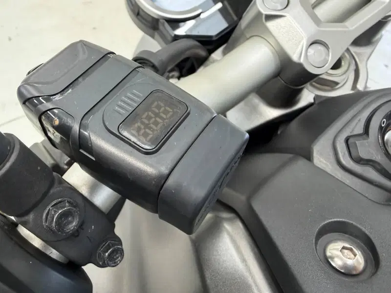Honda CB 1000 R + Neo Sport Cafè (2019 - 20) (10)