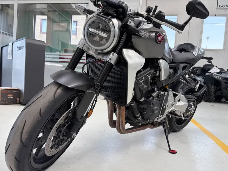 Honda CB 1000 R + Neo Sport Cafè (2019 - 20)