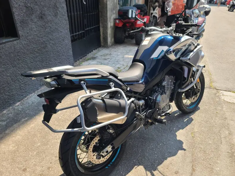 CFMOTO 800MT Sport (2022 - 26) (4)