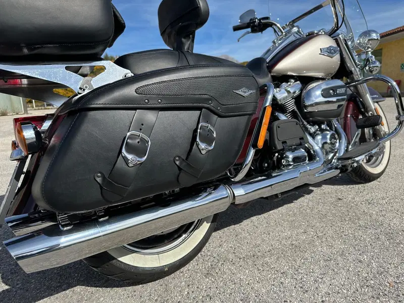 Harley-Davidson 107 Road King Classic (2017 - 18) - FLHRC (3)