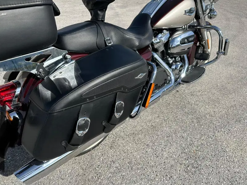 Harley-Davidson 107 Road King Classic (2017 - 18) - FLHRC (4)