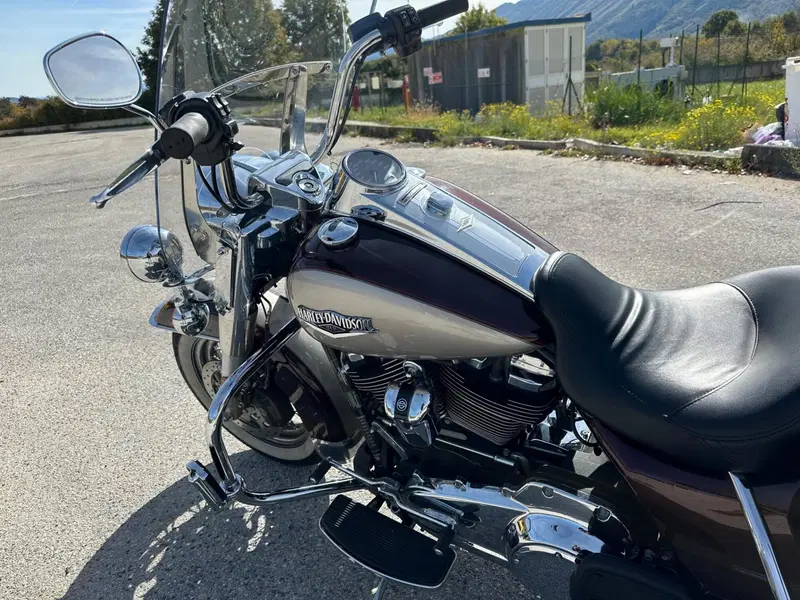 Harley-Davidson 107 Road King Classic (2017 - 18) - FLHRC (7)