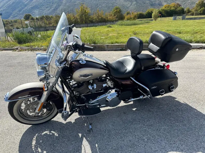 Harley-Davidson 107 Road King Classic (2017 - 18) - FLHRC (8)