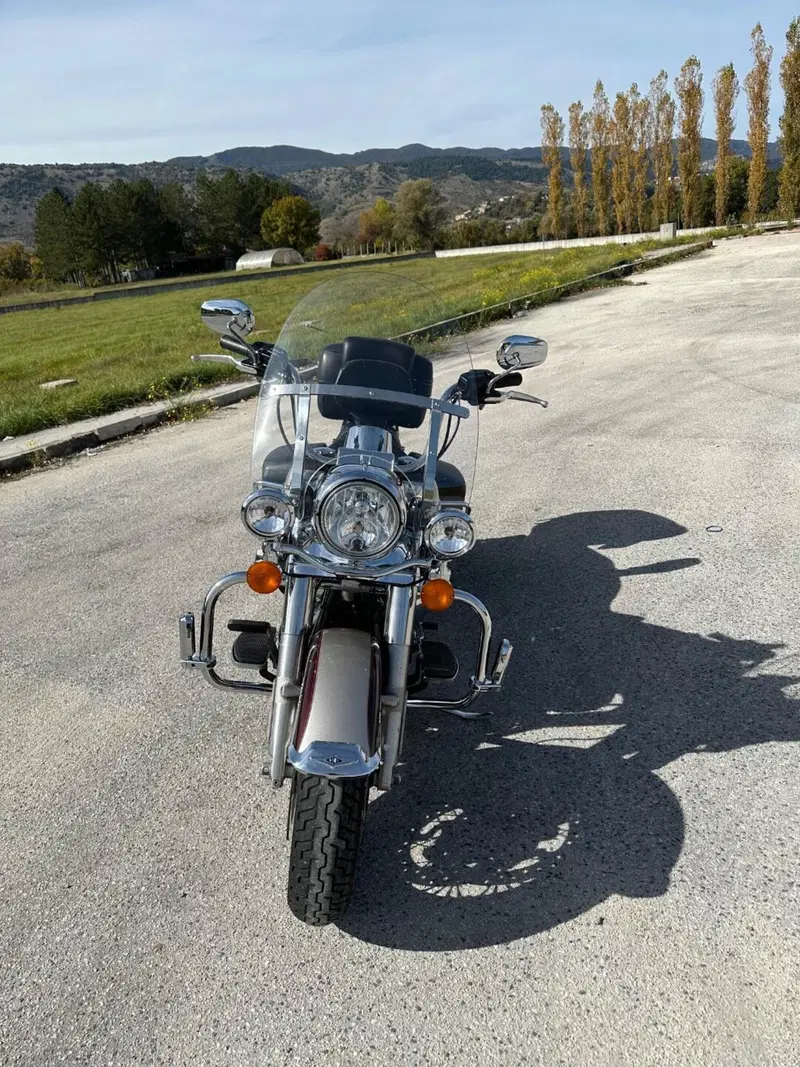 Harley-Davidson 107 Road King Classic (2017 - 18) - FLHRC (9)