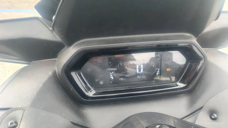 Yamaha X-Max 300 (2021 - 24) (6)