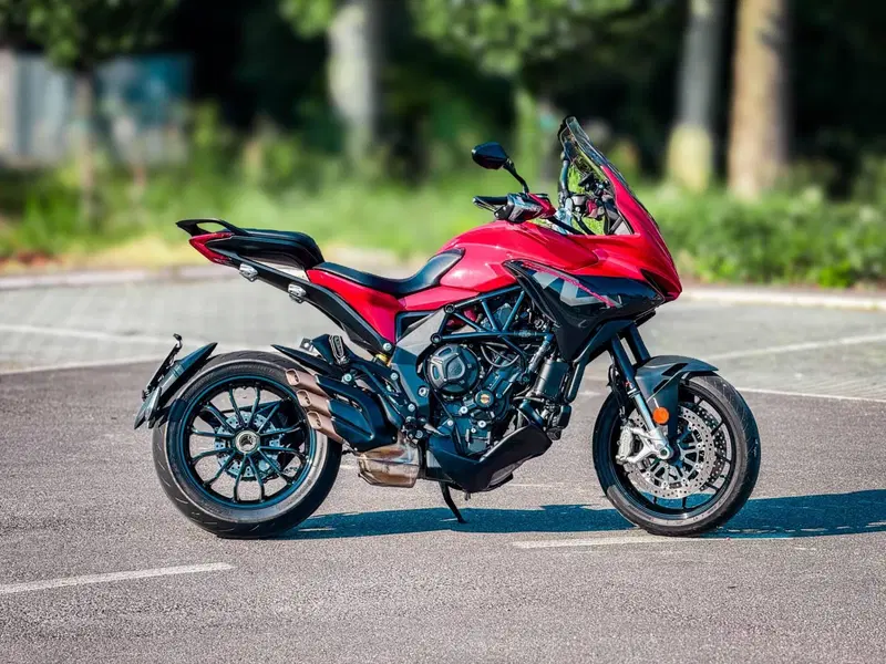 MV Agusta Turismo Veloce 800 Rosso (2021 - 23) (2)