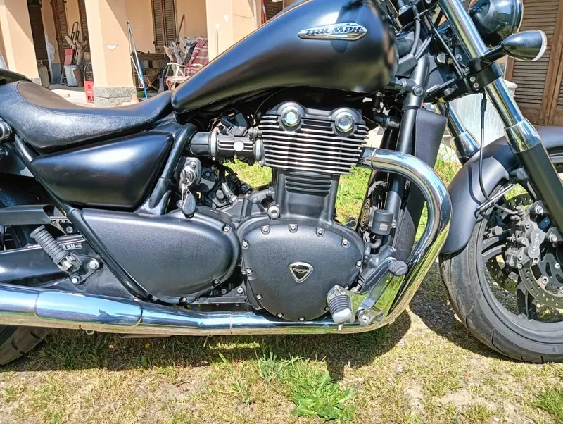 Triumph Thunderbird Storm 1700 ABS (2010 - 16) (10)
