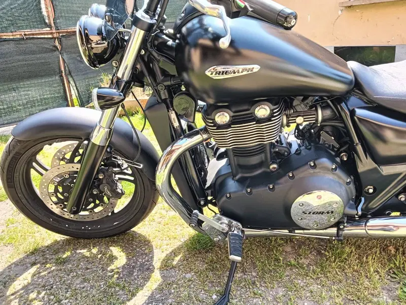 Triumph Thunderbird Storm 1700 ABS (2010 - 16) (11)