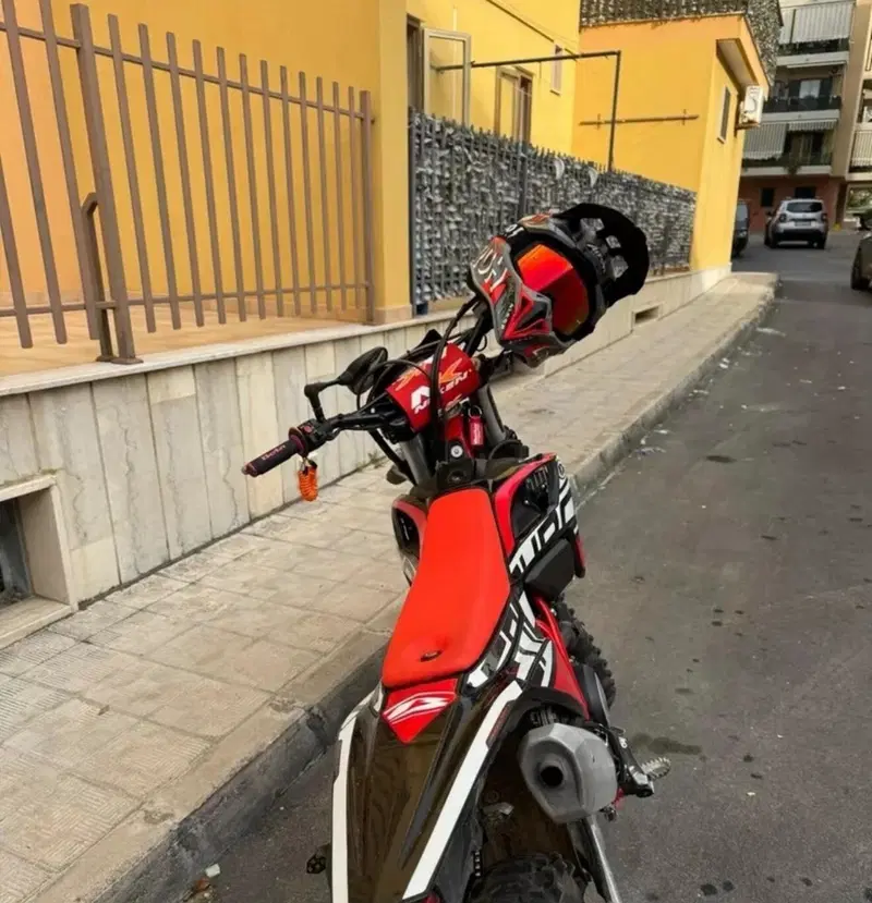 Betamotor RR 125 4T Enduro LC (2021 - 23) (4)