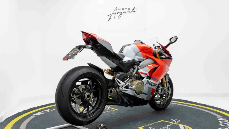 Ducati Panigale V4 S 1100 Corse (2019) (3)