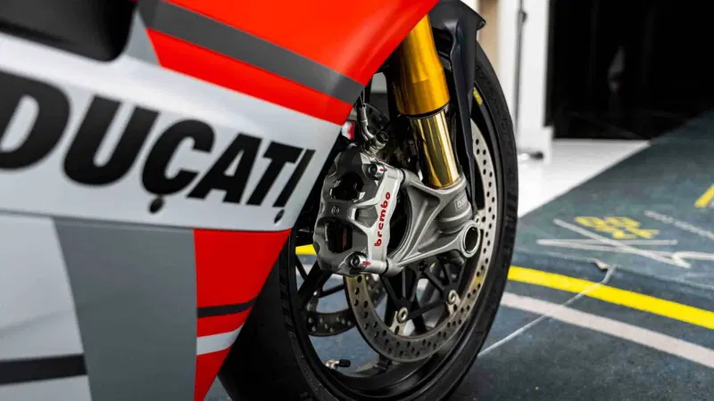 Ducati Panigale V4 S 1100 Corse (2019) (12)