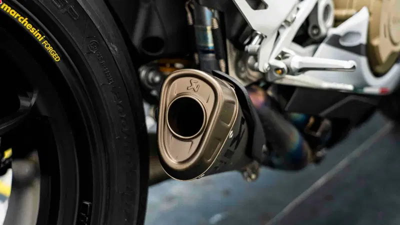 Ducati Panigale V4 S 1100 Corse (2019) (13)