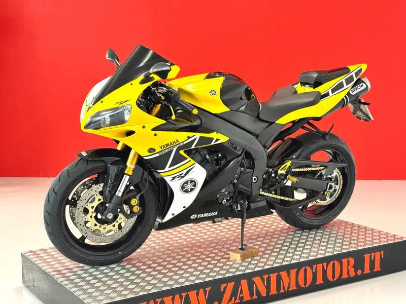 Yamaha YZF R1 (2006 - 07) (4)