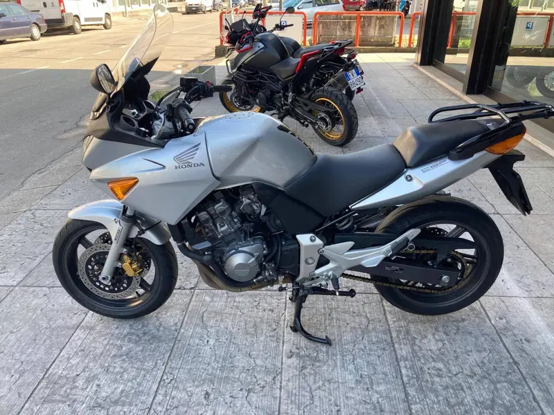 Honda CBF 600 ABS (2004 - 06) (2)