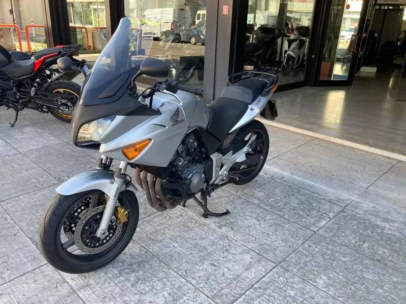 Honda CBF 600 ABS (2004 - 06) (3)