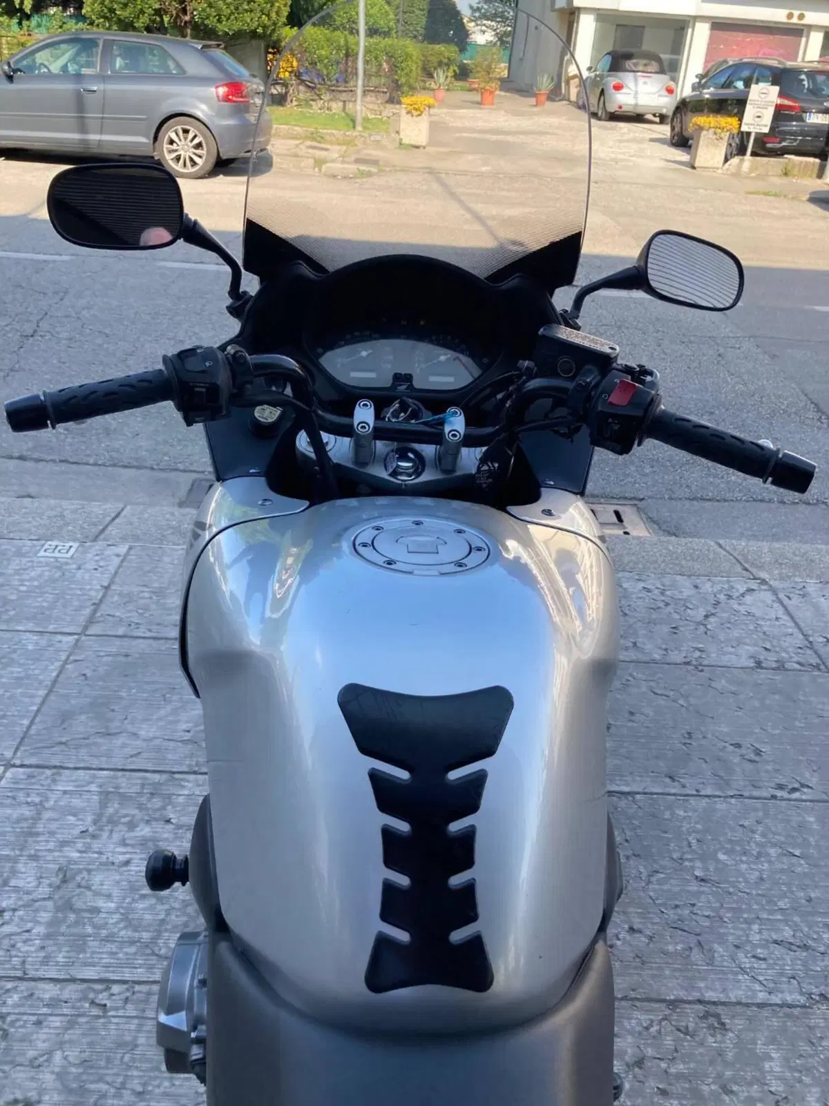 Honda CBF 600 ABS (2004 - 06) (8)