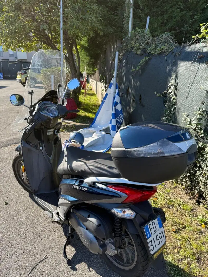 Kymco People 125i One (2021 - 25) (2)