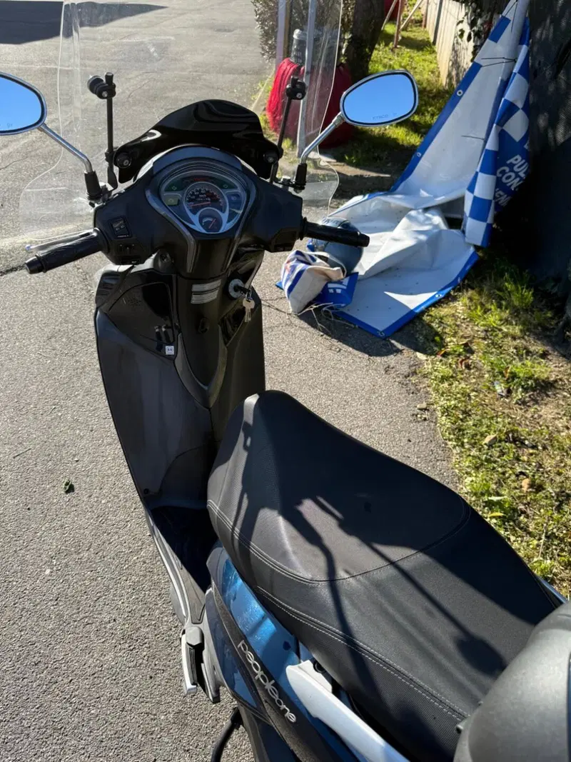 Kymco People 125i One (2021 - 25) (6)