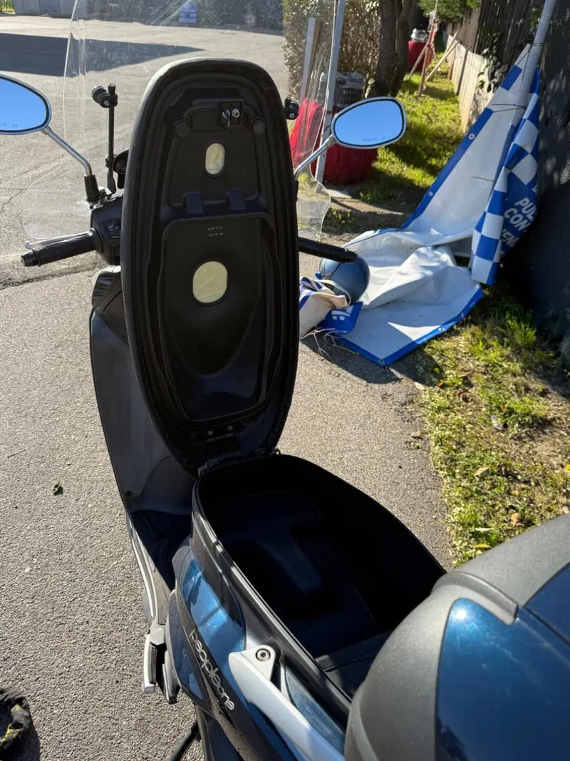 Kymco People 125i One (2021 - 25) (8)