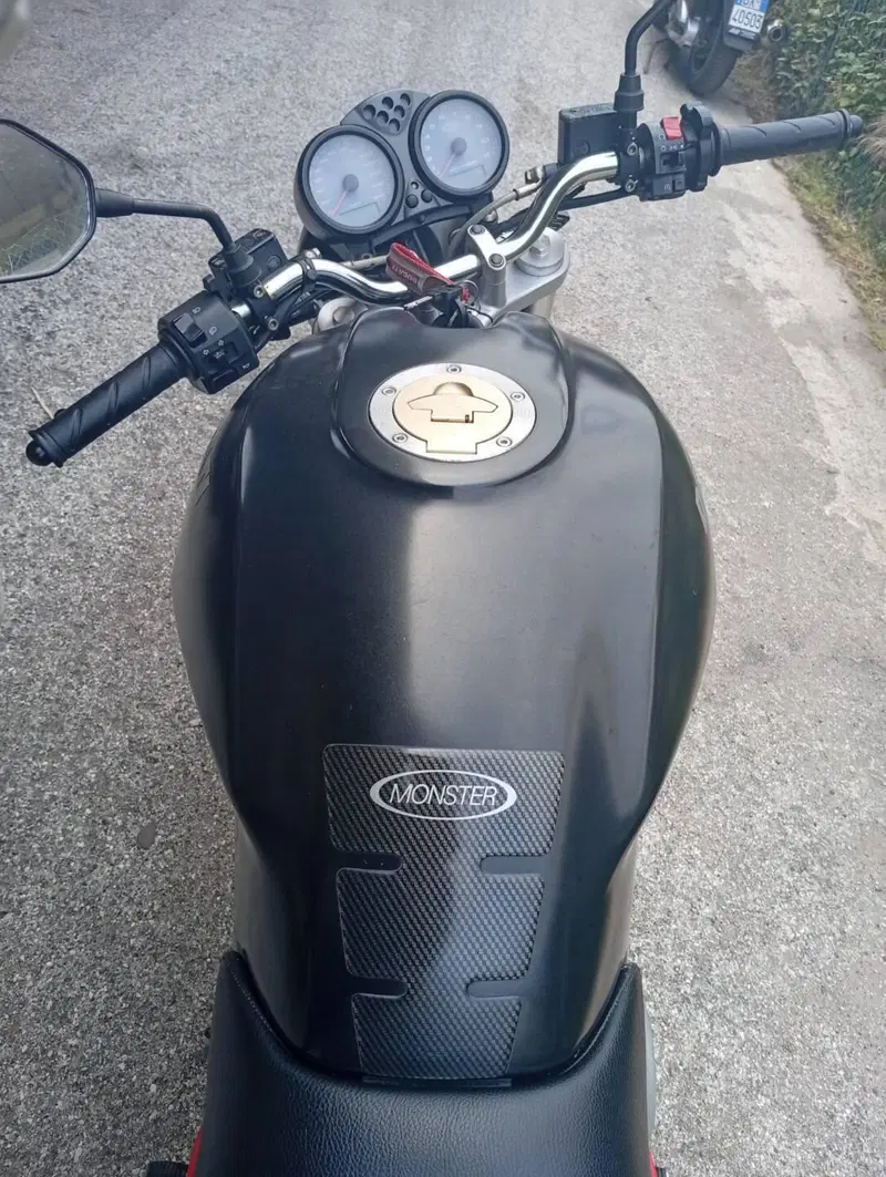 Ducati Monster 620 I.E. Dark (2002) (5)