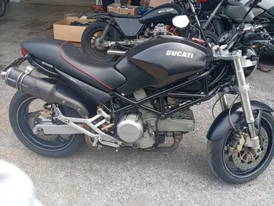 Ducati Monster 620 I.E. Dark (2002) usata