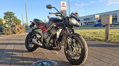 Triumph Street Triple R (2020 - 22) usata