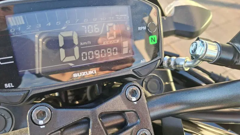 Suzuki GSX-S125 (2022 - 24) (3)