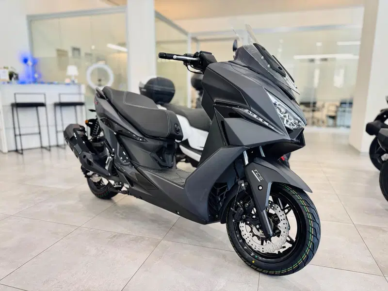 Kymco X-Town 250ST (2026) (2)