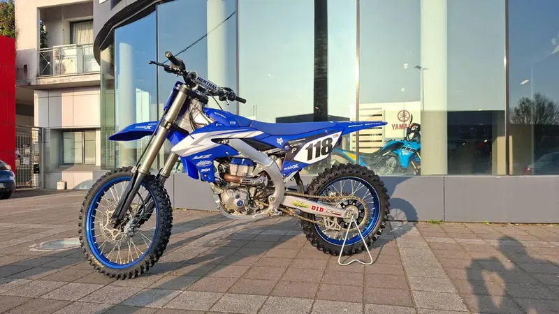 Yamaha YZ 450 F (2024) (4)