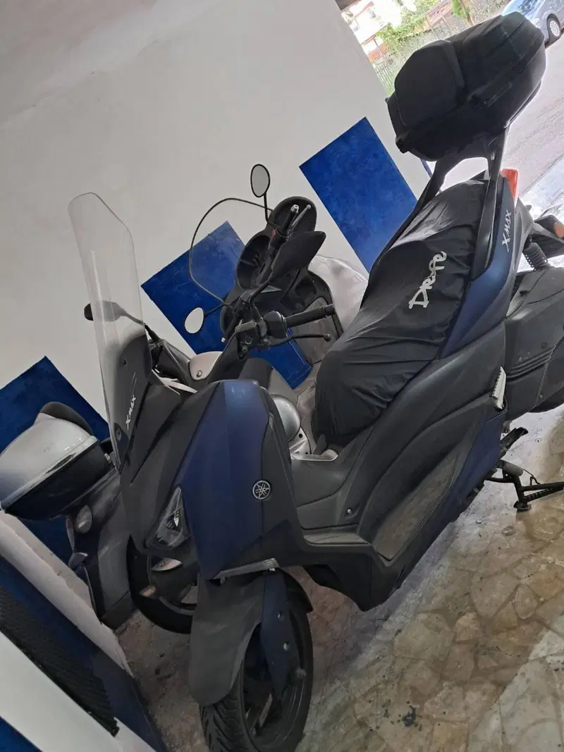 Yamaha X-Max 300 ABS (2017 - 20) (4)