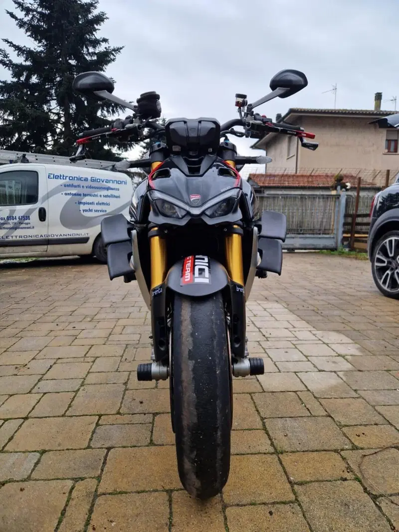 Ducati Streetfighter V4 1100 S (2020) (4)