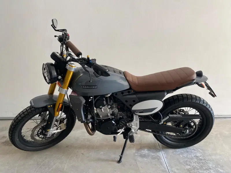 Fantic Motor Caballero 500 Scrambler Deluxe (2021 - 23) (5)