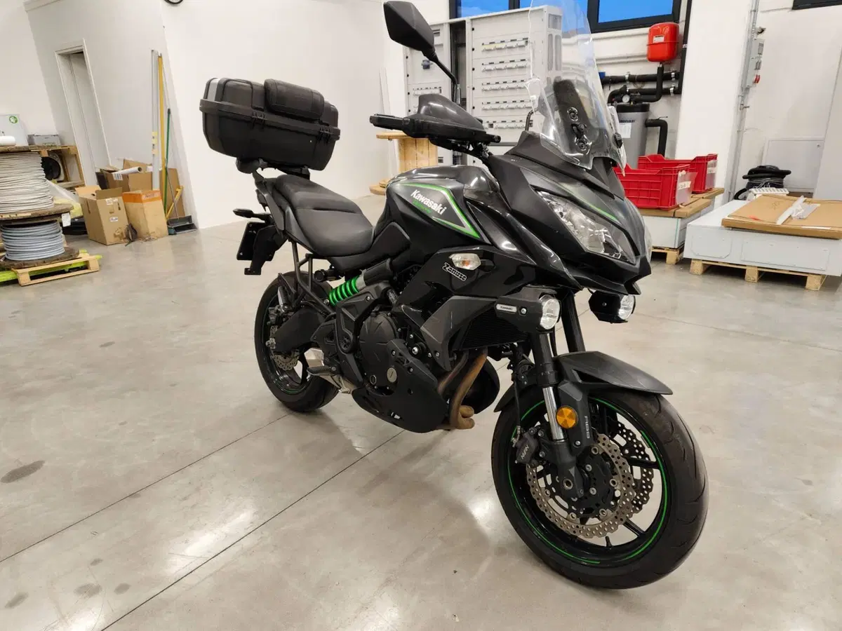 Kawasaki Versys 650 (2017 - 20) (2)