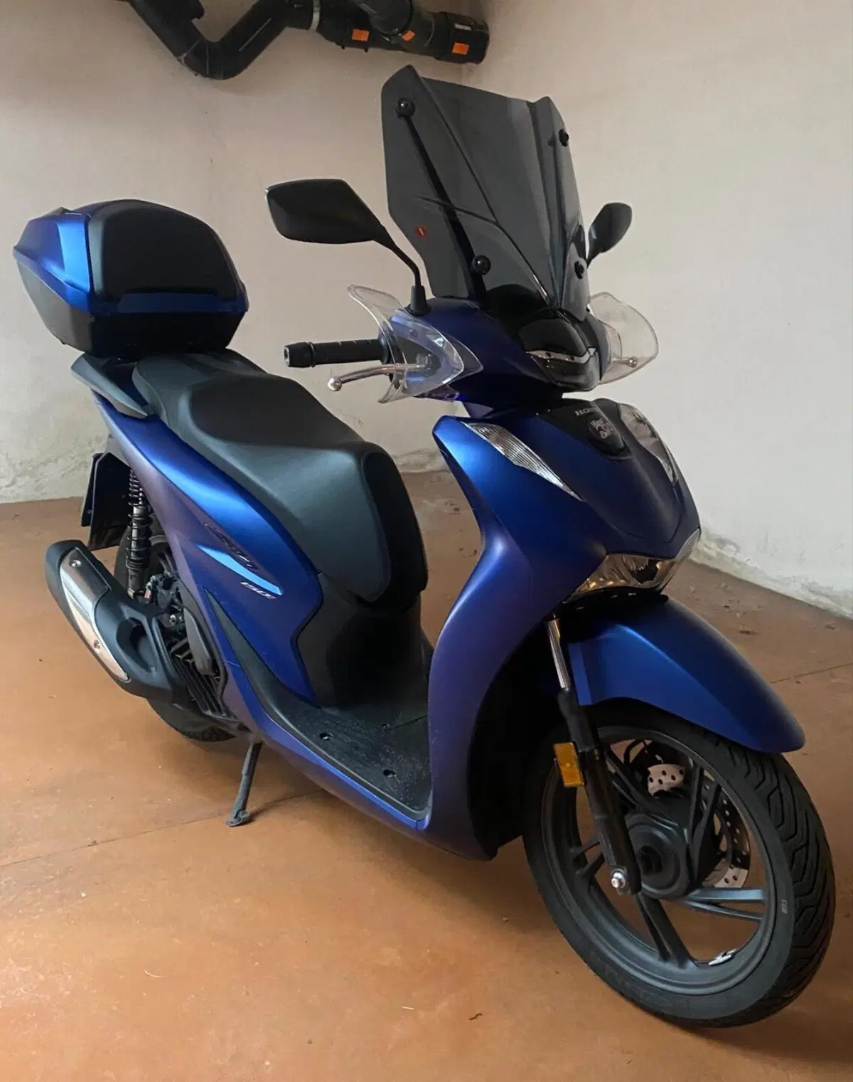 Honda SH 150i (2024 - 25) (2)
