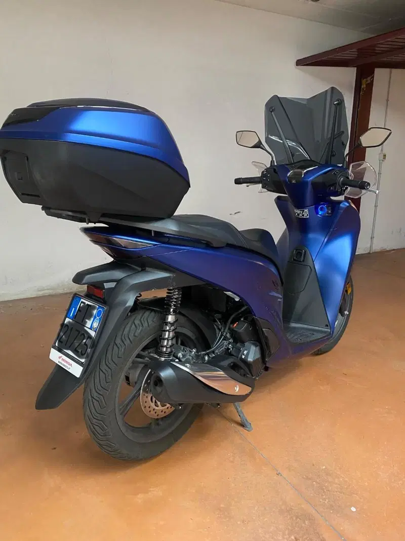 Honda SH 150i (2024 - 25) (3)
