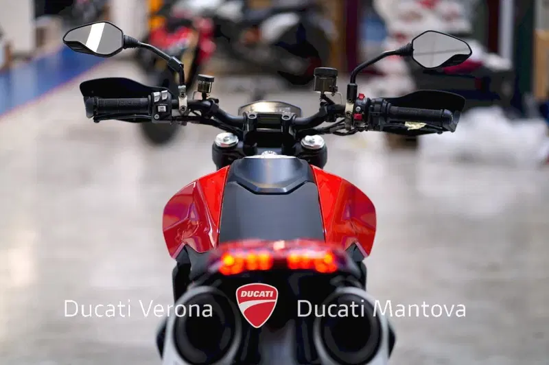 Ducati Hypermotard 950 (2022 - 25) (19)