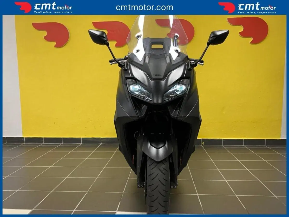 Yamaha T-Max 560 (2022 - 24) (2)