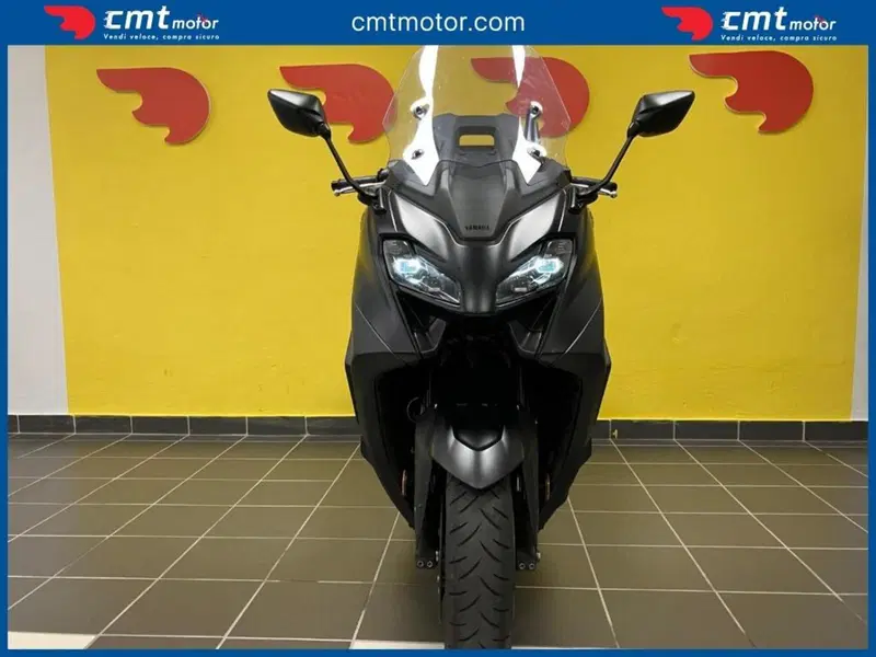 Yamaha T-Max 560 (2022 - 24) (2)