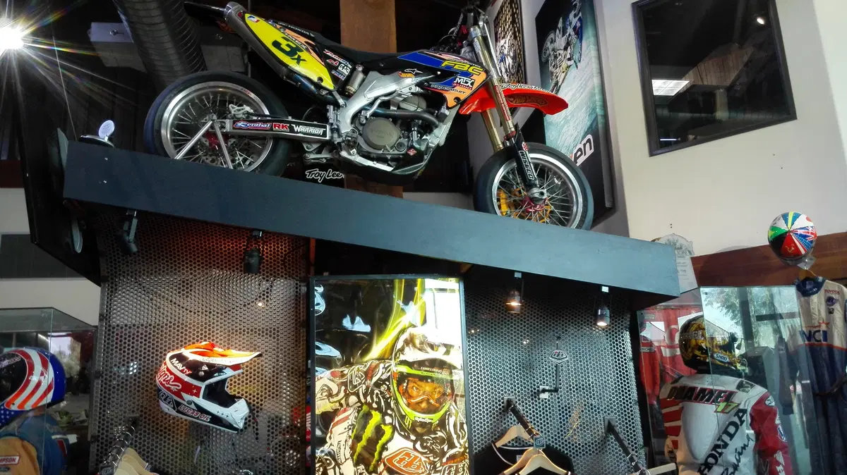 Troy Lee Designs: "Il motocross e l'arte sono la mia vita" (3)