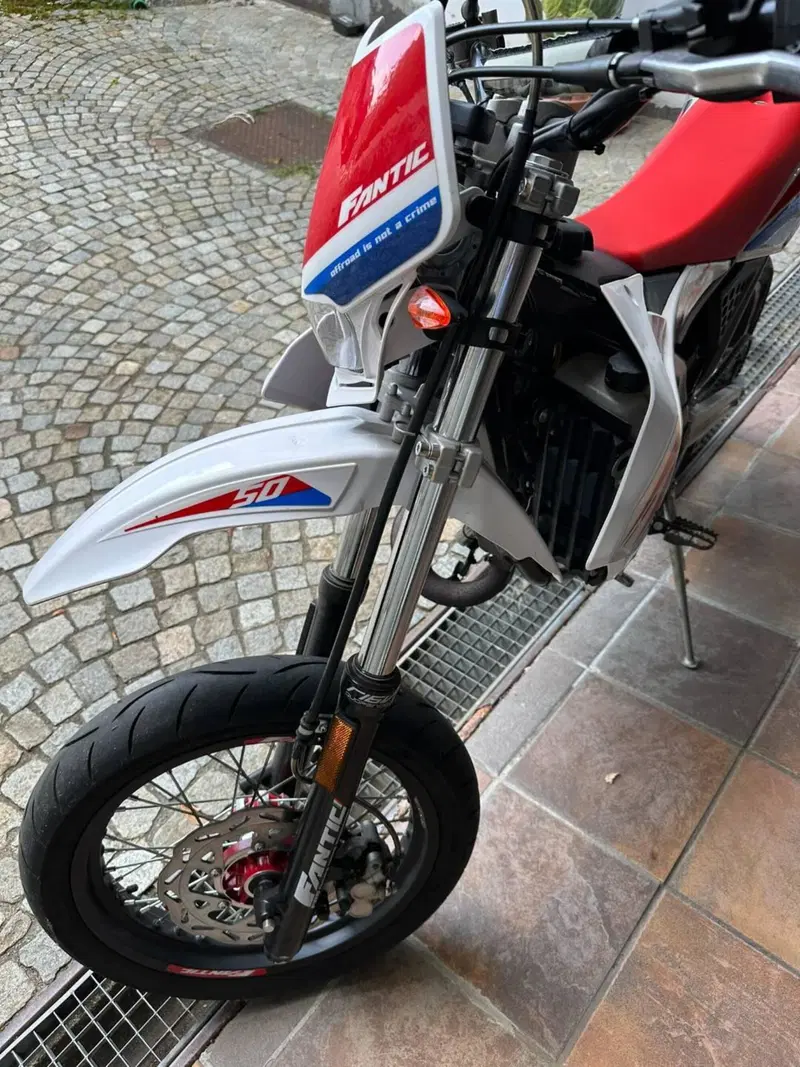 Fantic Motor Motard 50 M Performance 2t (2018) (9)