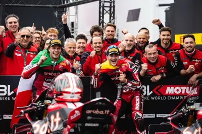 SBK 2026. GP dei Paesi Bassi. Settimo sigillo per Nicol&ograve; Bulega che piega Iker Lecuona in Assen
