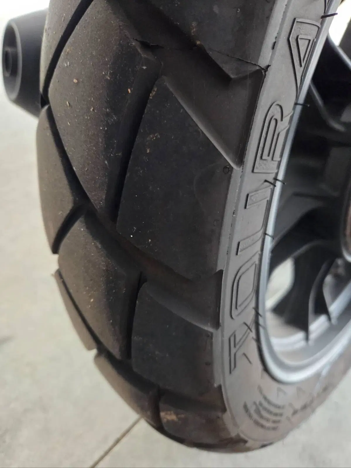 Moto Guzzi V7 III Racer (2017 - 20) (2)