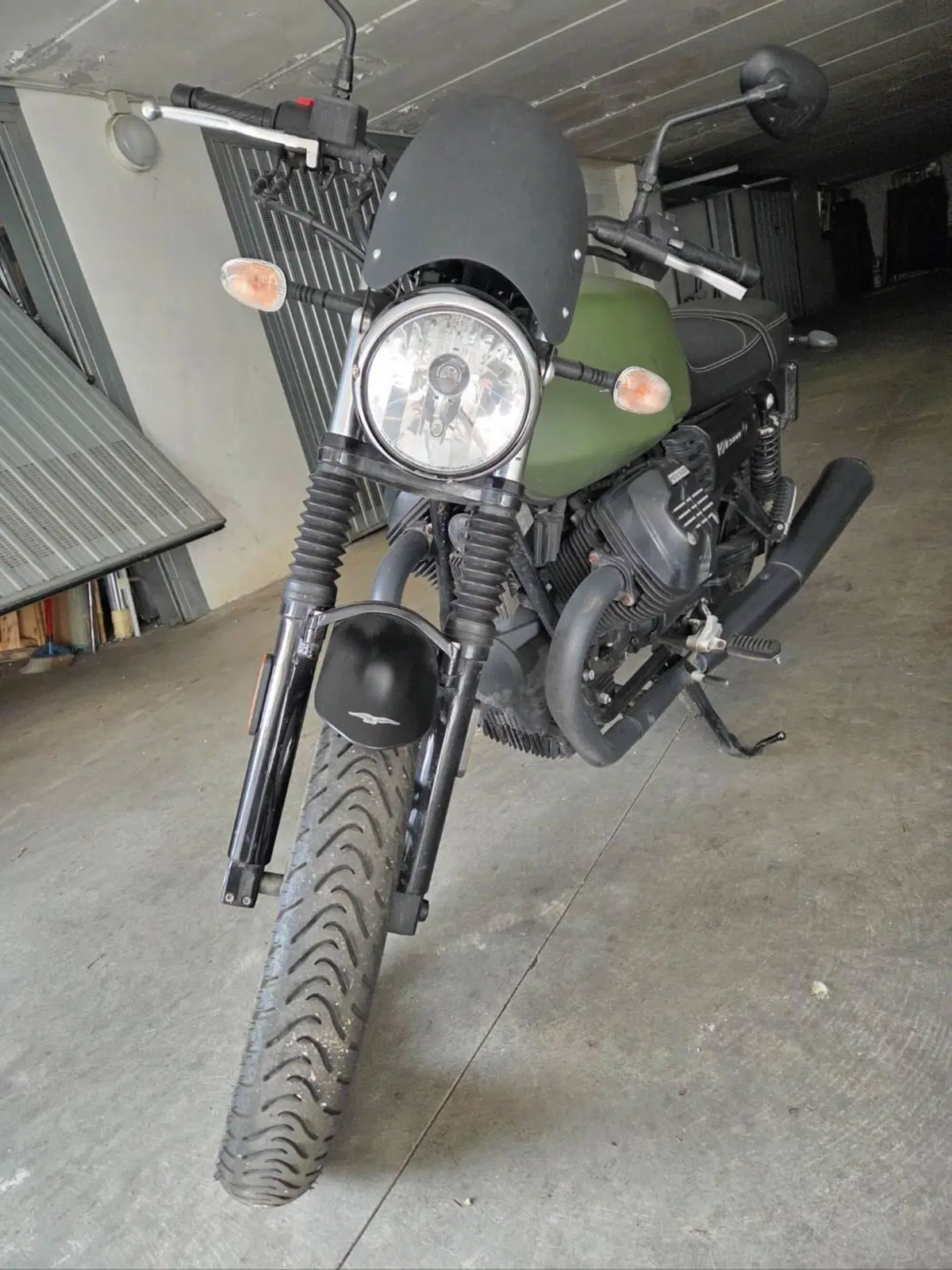 Moto Guzzi V7 III Racer (2017 - 20) (4)