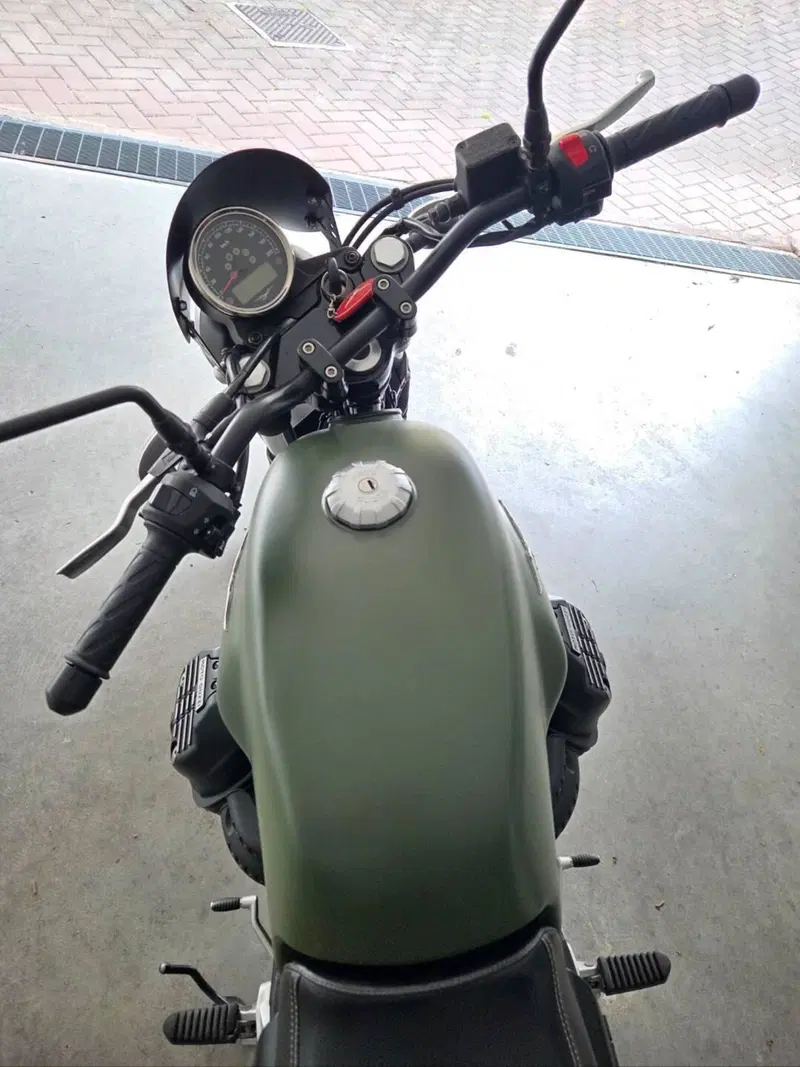 Moto Guzzi V7 III Racer (2017 - 20) (6)